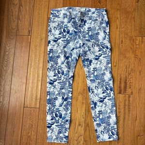 Vineyard Vines Blue and White Straight Leg Jeans Size 6